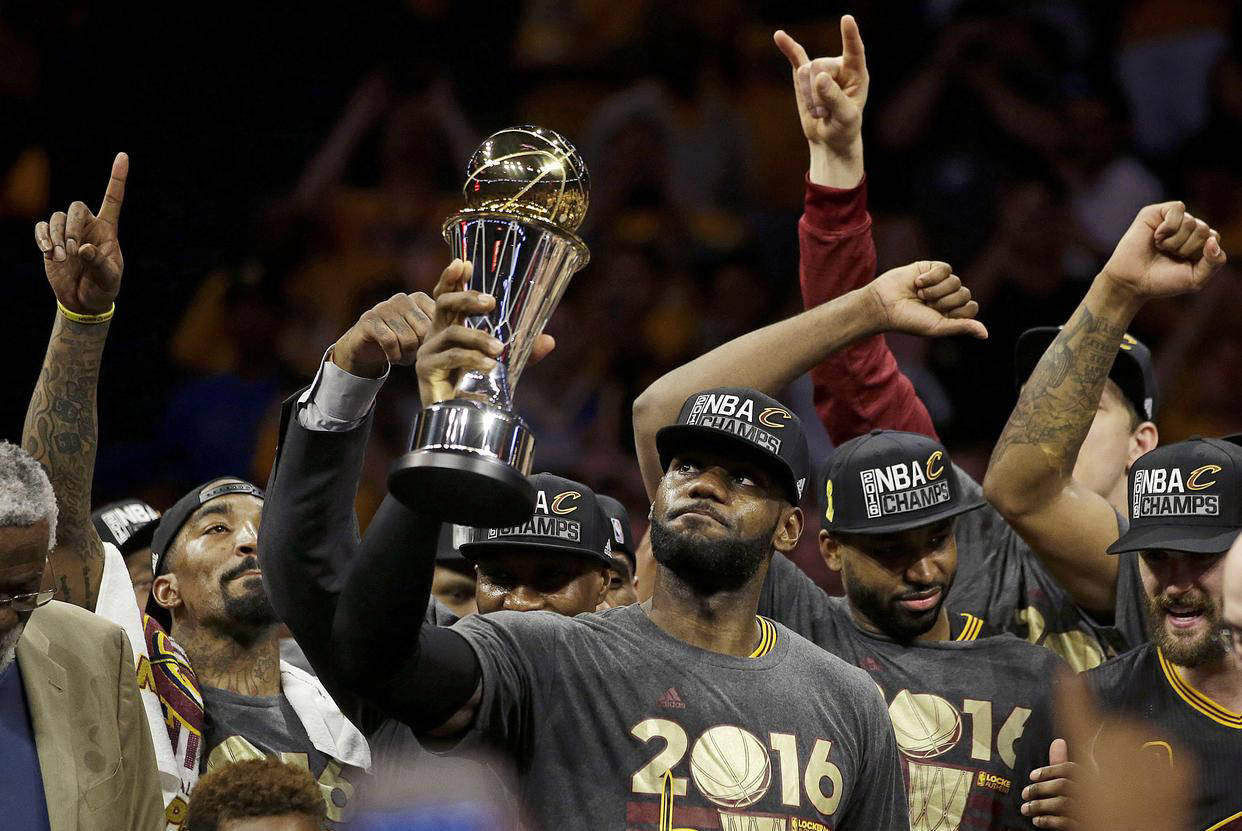 爱游戏体育官方网站-历史回望：那些年我们一起追过的NBA经典战役的简单介绍