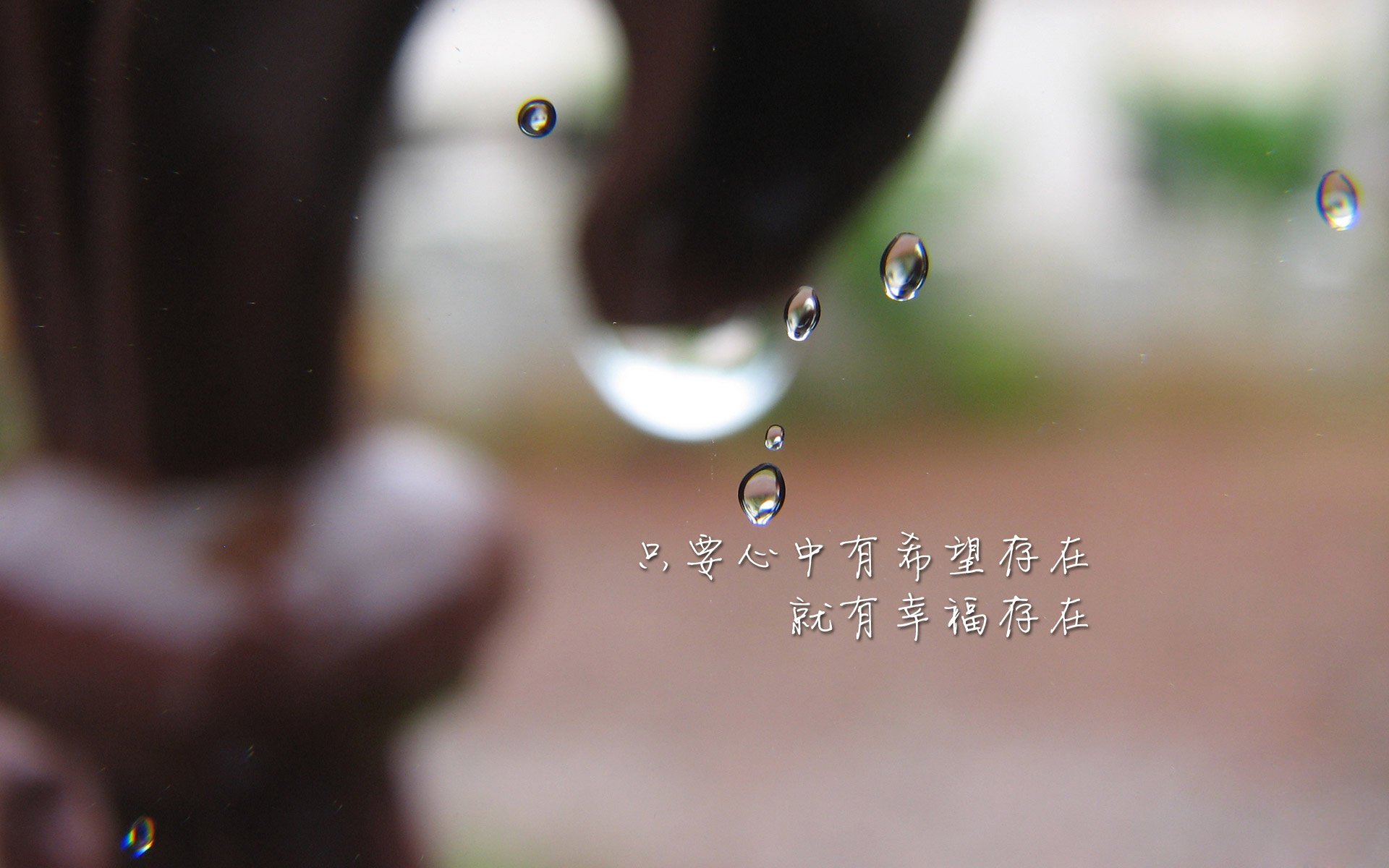 “英超强队力争三分，争夺榜首位置”，英超强度大