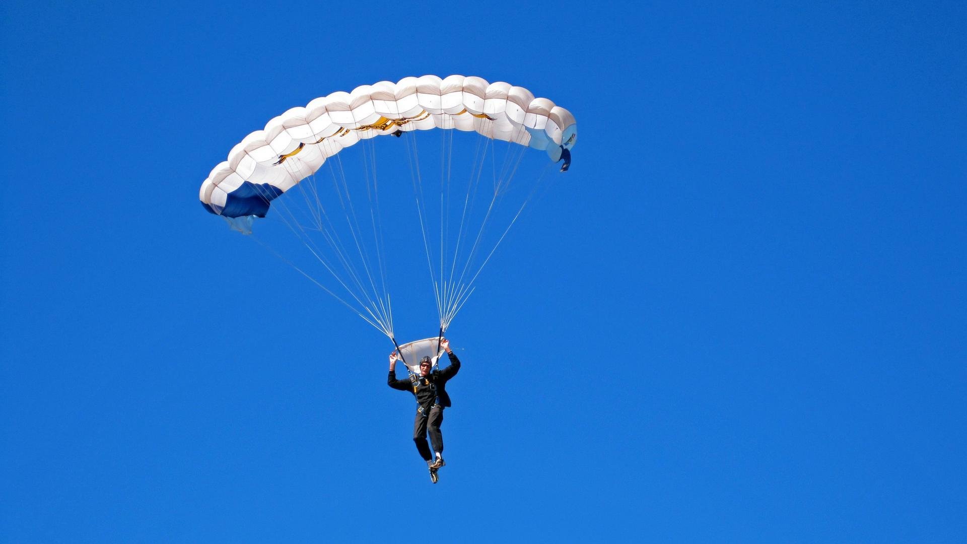 二人篮球争霸赛:默契与技巧的考验,两个人的篮球比赛