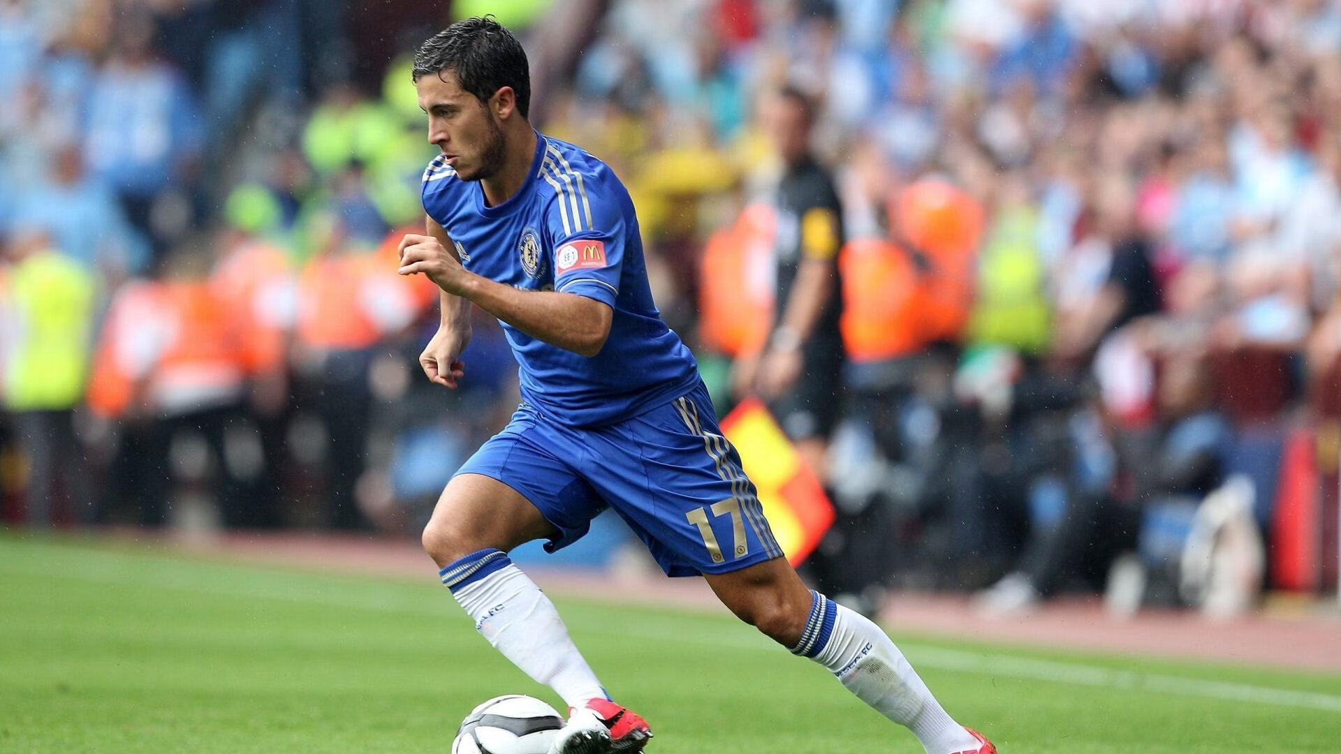 公牛公布2025新赛季赛程海报，采用AI艺术风格，公牛下赛季首发