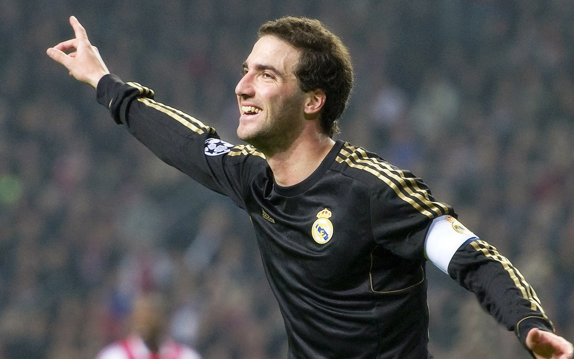 现场裁判的故事：坚持公平的守护者，现场裁判的故事_坚持公平的守护者是什么